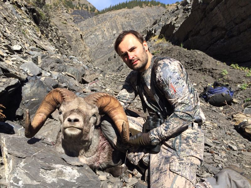 Valeriy Eliseev shot Stone sheep in Canada